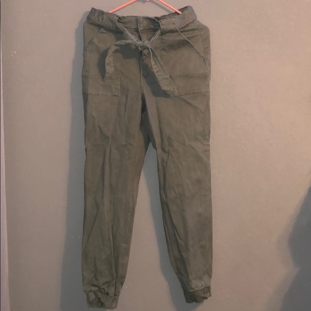 Ultra high rise jogger